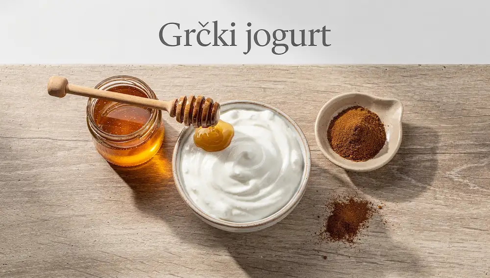 Grčki jogurt s medom i cimetom